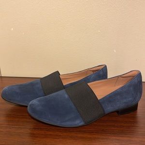 Clarks Women's Un Blush Lo Loafer- Velvet/ Blue New without Tag, Size 9.5